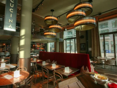 L’Osteria Berlin Humboldthafen Beleuchtung